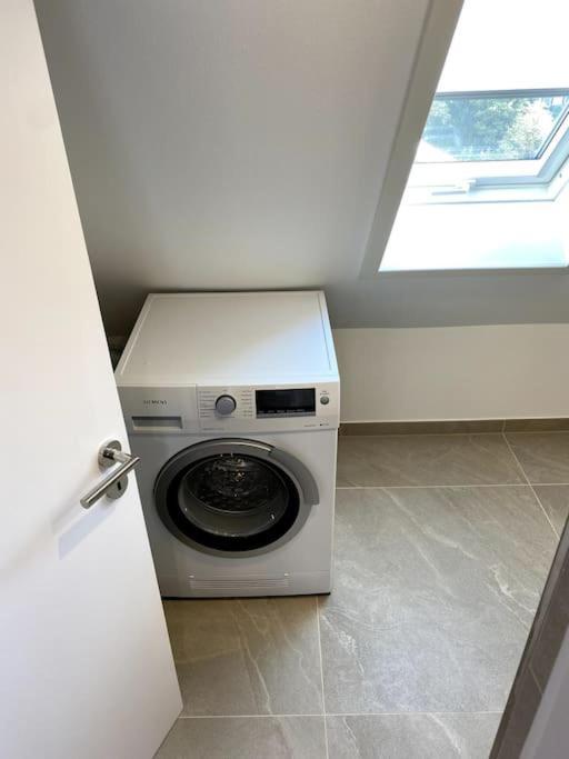 Super Zentral Begehrte Wohnlage Parkplatz Vor Haus Apartment Nuremberg Ngoại thất bức ảnh